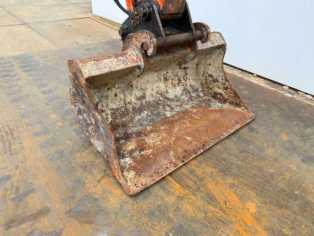 Hitachi ZX135US-6 - Hammer Lines / Automatic Greasing Photo 19
