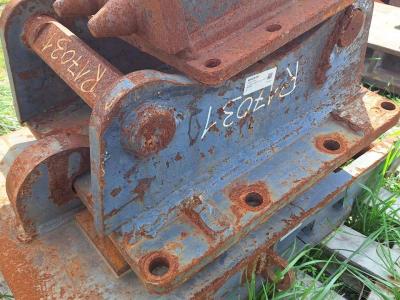 VB70 for 20-25 ton excavators Attachment plate en vente par Balavto