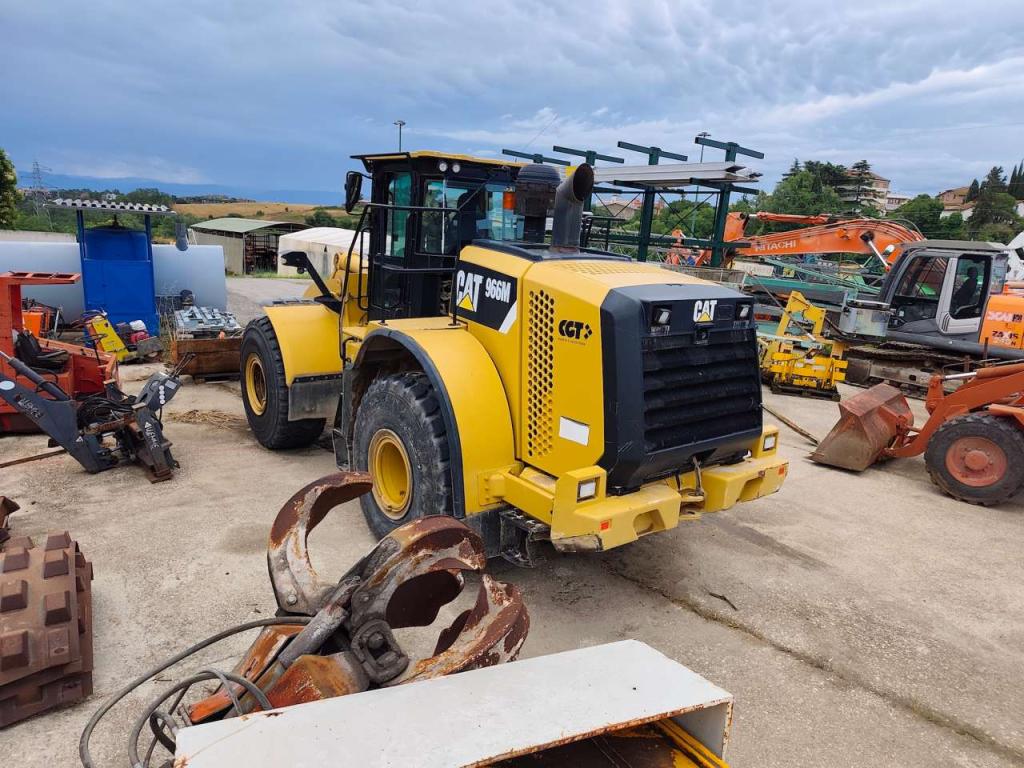 Caterpillar 966M Photo 5