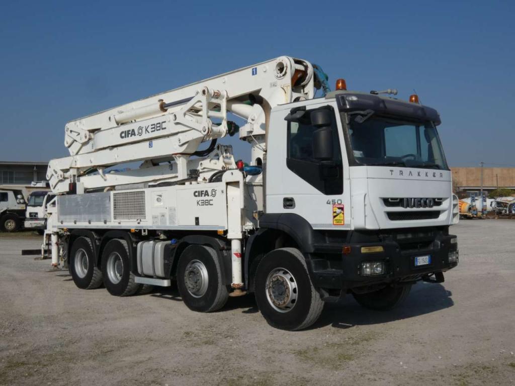 Iveco trakker 450 Photo 3