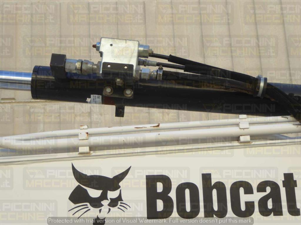 Bobcat E62 Photo 11