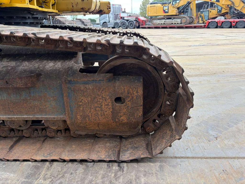 Komatsu PC180LC-7K Photo 14