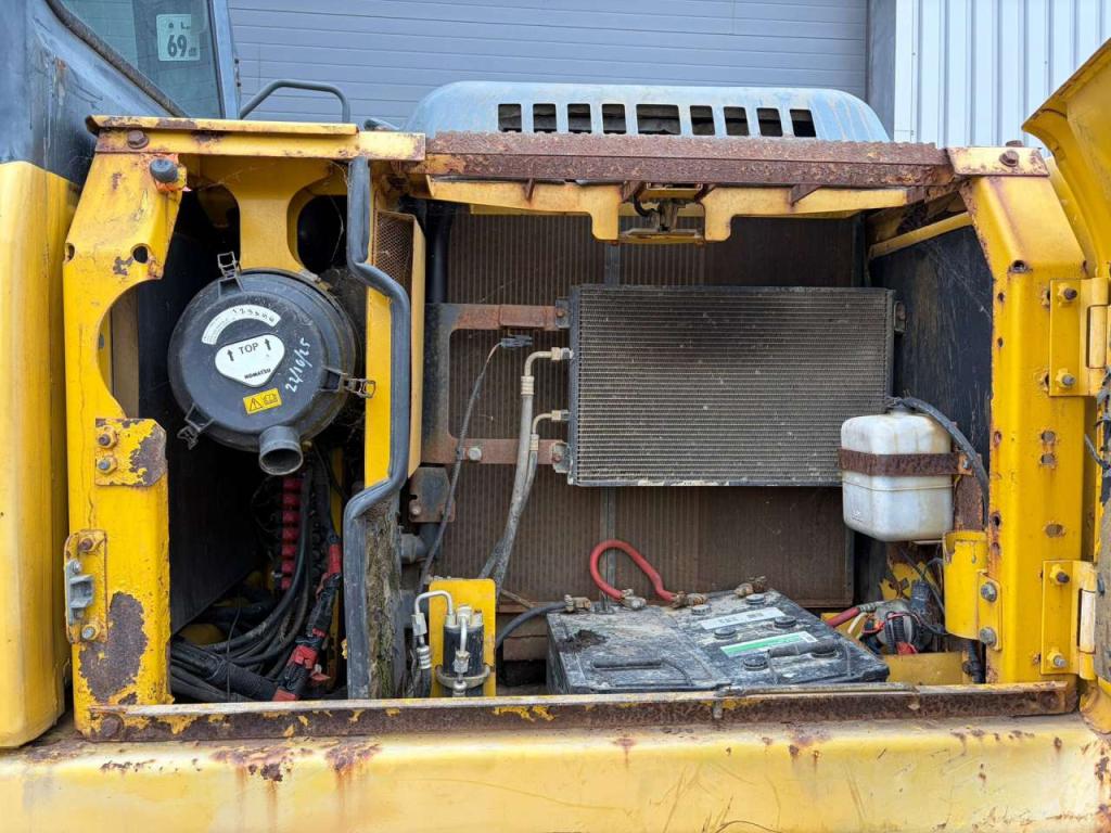 Komatsu PC180LC-7K Photo 19