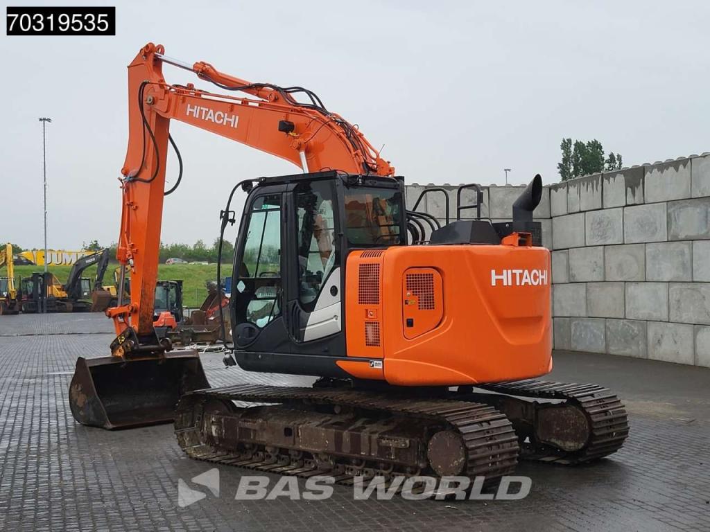 Hitachi ZX135 US-6 Inlc. New Chains + Sprockets Photo 3