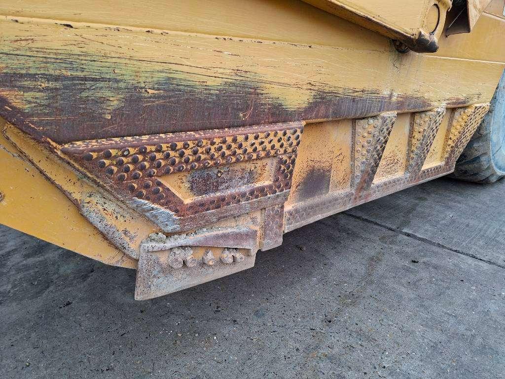 Caterpillar 631E (3 Units Available) Photo 25