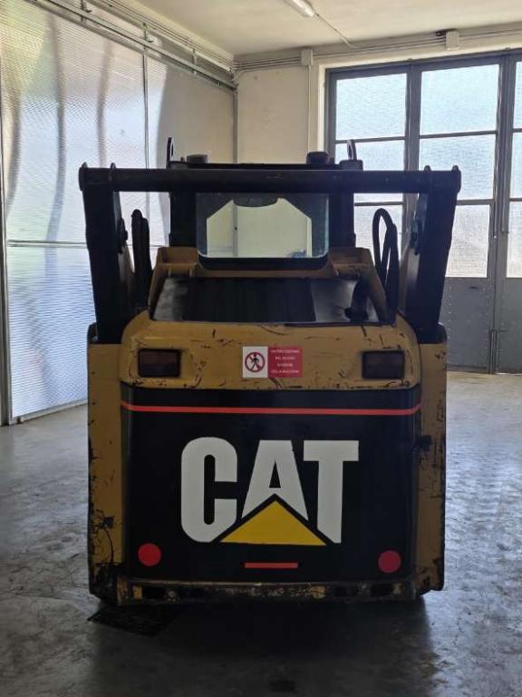 Caterpillar 232B Photo 9