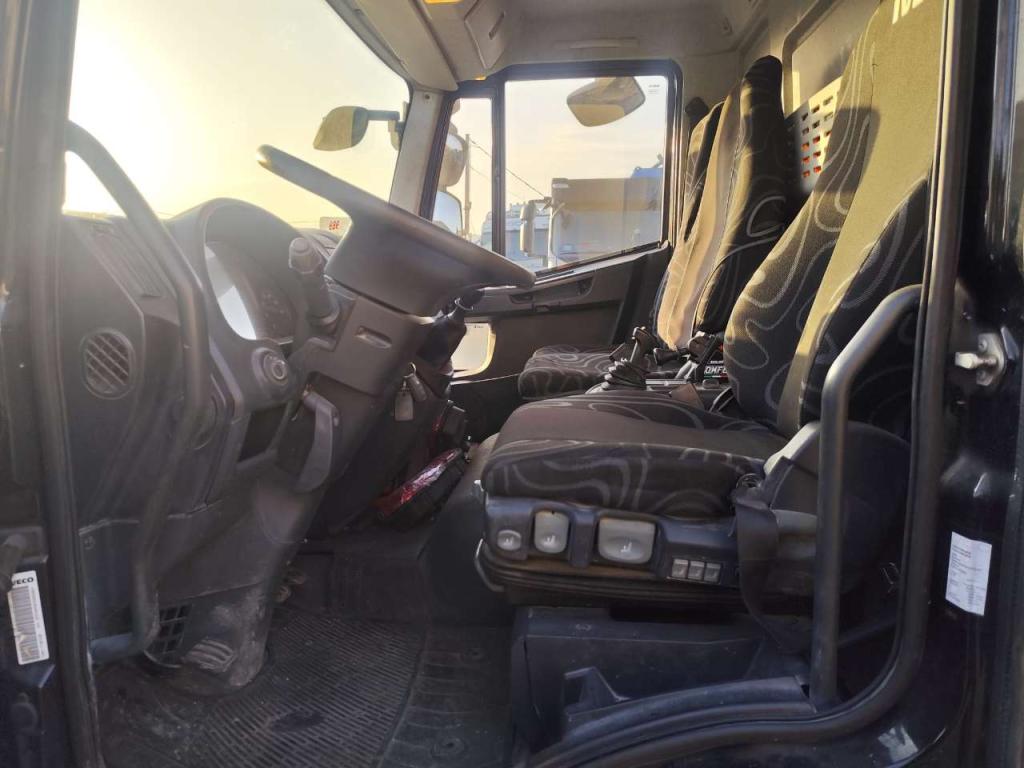 Iveco EUROCARGO 75E16 Photo 30