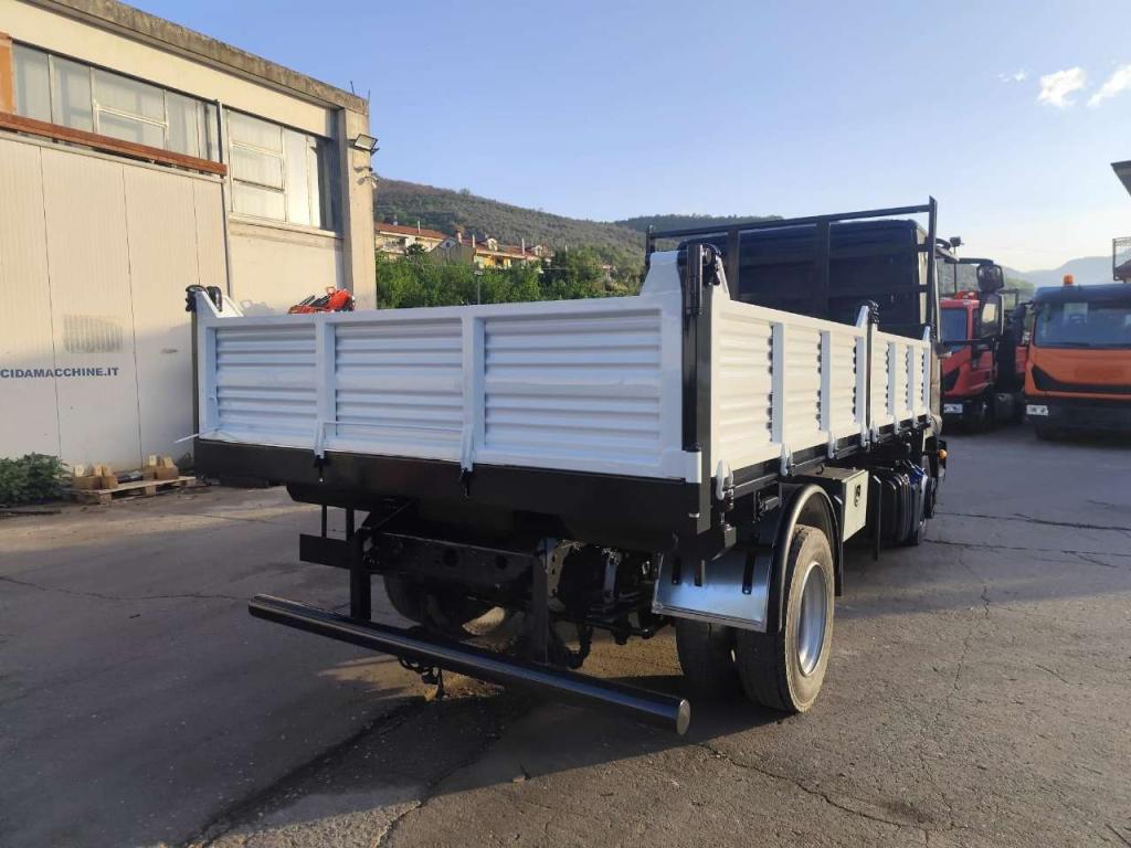 Iveco EUROCARGO 75E16 Photo 8