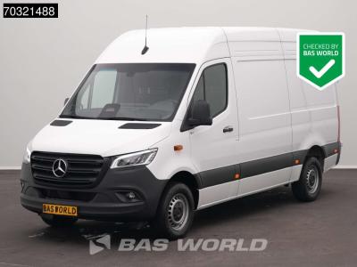 Mercedes-Benz Sprinter 317 CDI Nieuw Model Automaat 170PK L2H2 LED Navi Airco Cruise Camera Parkeersensoren 10inc en vente par BAS World B.V.