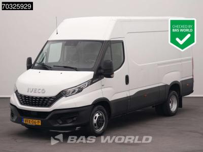 Iveco Daily 35C18 3.0L Automaat Dubbellucht L2H2 3,5t Trekhaak ACC LED Navi Parkeersensoren 180PK Euro6 L en vente par BAS World B.V.