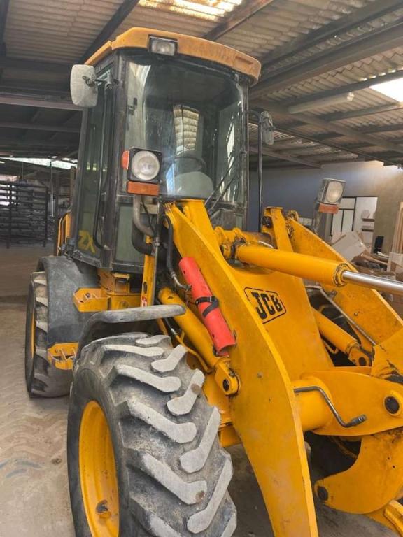 JCB 409 Photo 1