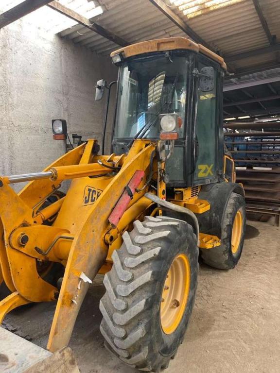 JCB 409 Photo 4