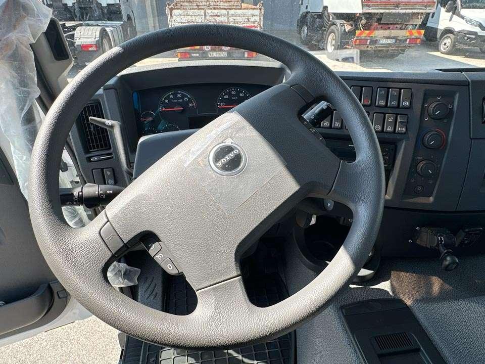 Volvo FE350 6X2 Photo 21