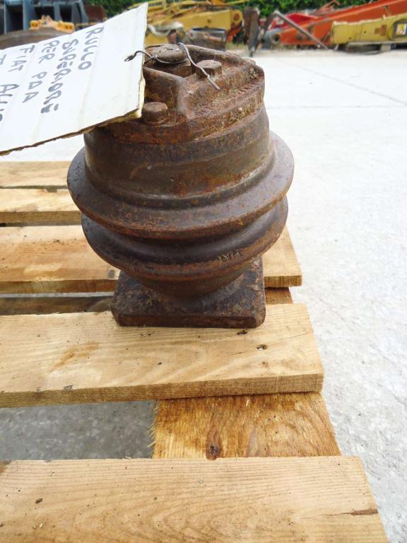 Galets supérieurs pour Fiat Allis FL4M-L Photo 3