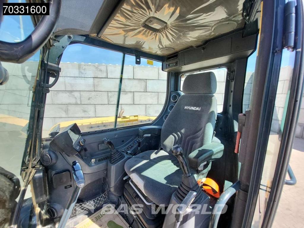 Hyundai R80 CR-9A A/C - 2 Buckets Photo 24