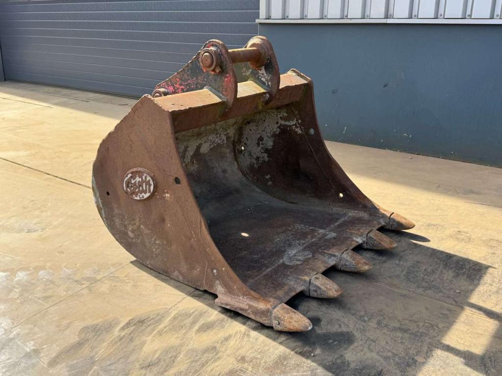 Doosan Attachments Photo 7