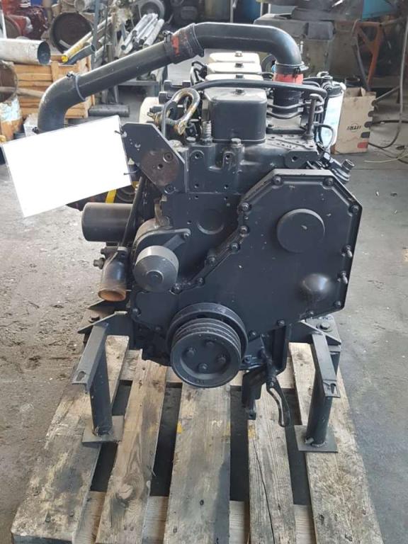Cummins B4.5 Photo 3