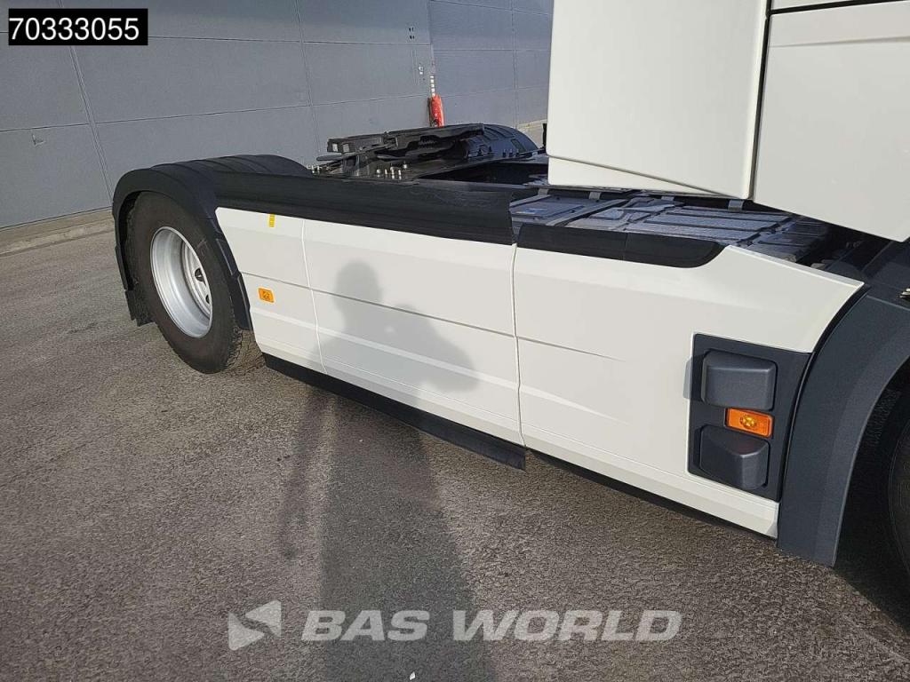 Volvo FH 500 4X2 XL 2x Tanks I-ParkCool ACC Navi Photo 14