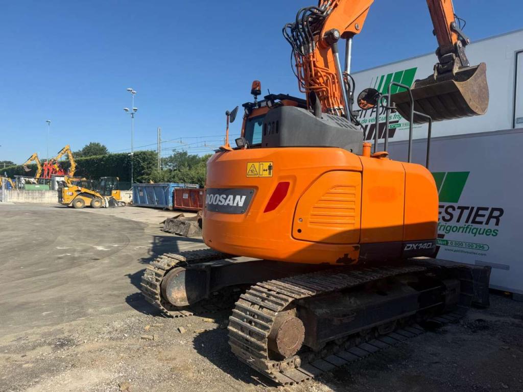 Doosan DX140LCR-5 Photo 1