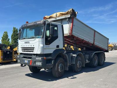 Iveco Trakker 440 Photo 1