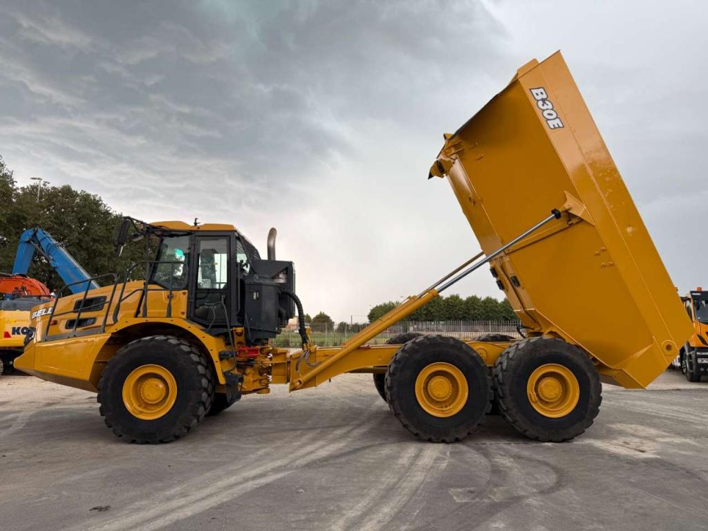 Bell B30E Photo 9