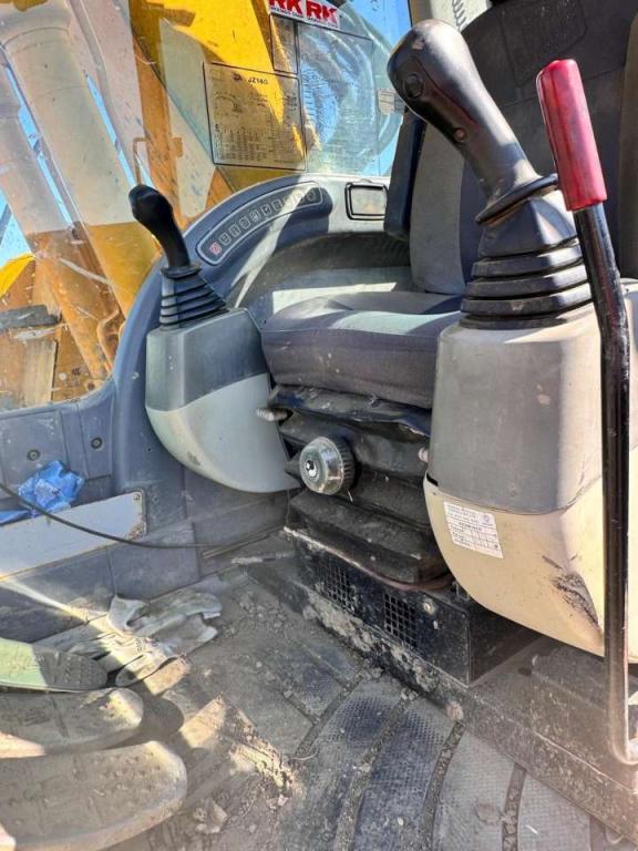 JCB JZ140LC Photo 8