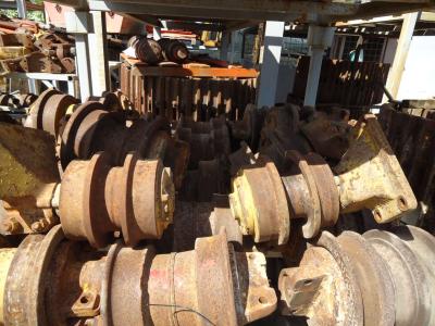 Galets inférieurs pour CAT E DOZER 951-955B E D5-D5S en vente par OLM 90 Srl