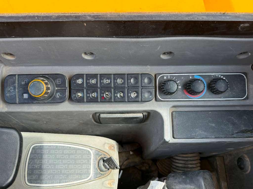 JCB 48Z-1 - Hammer Lines / Quick Coupler Photo 11