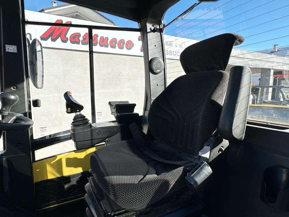 Bomag BW 216 DH-5 Photo 15