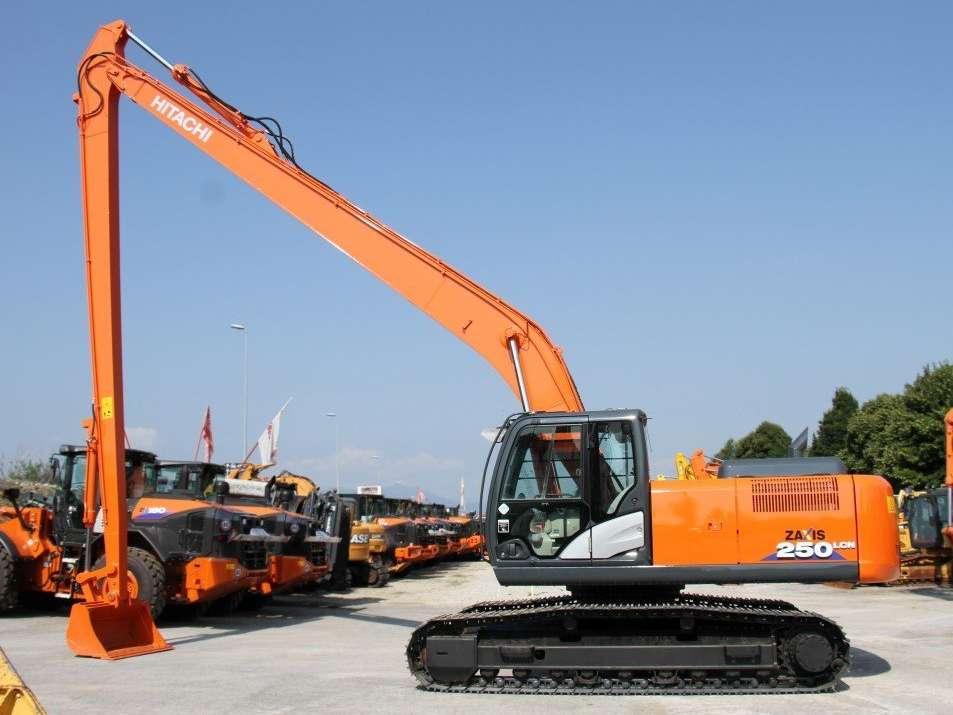 Hitachi ZX250LCN-5B Photo 2