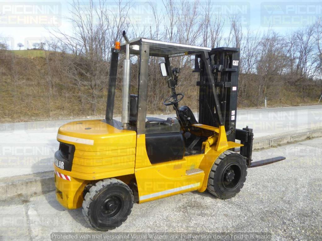 Caterpillar DP30 Photo 5