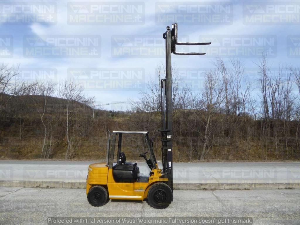 Caterpillar DP30 Photo 9