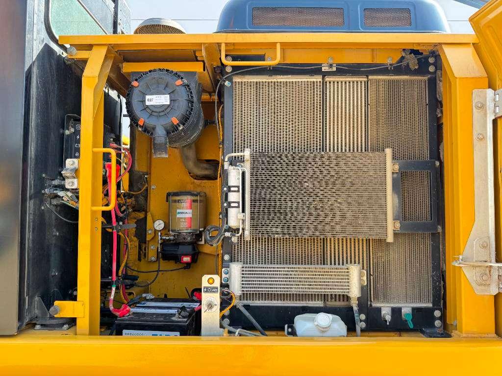 Caterpillar 320FL - New Bucket / Hammer Lines / Camera Photo 25