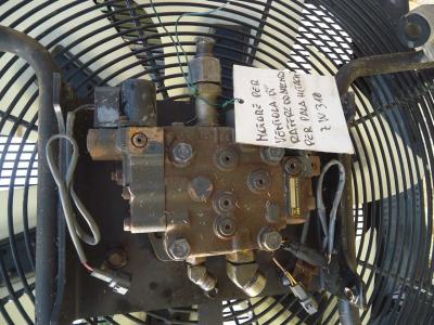 Moteur de ventilateur de refroidissement pour Hitachi ZW310 en vente par OLM 90 Srl