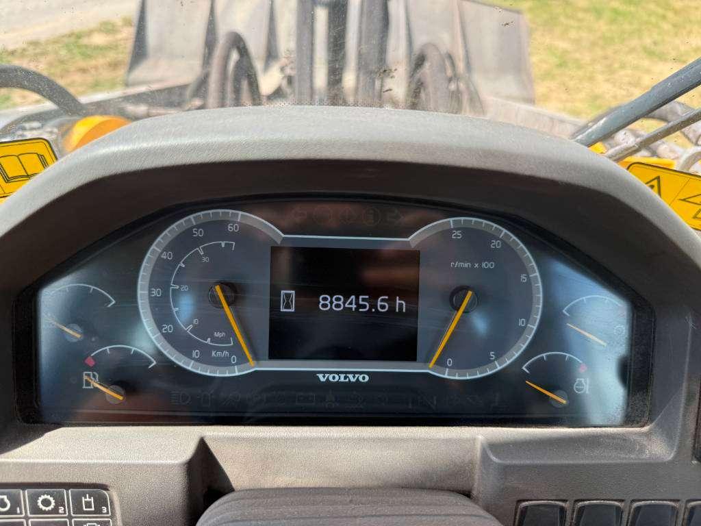 Volvo L220H - CDC Steering / Excellent Tyres Photo 30