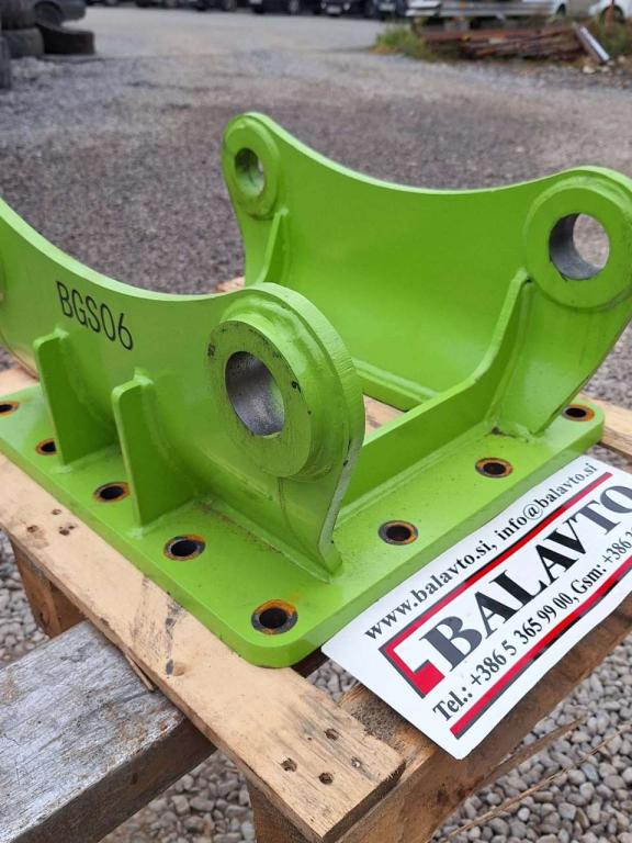 S60 for 12-18 ton excavators Attachment plate Photo 1