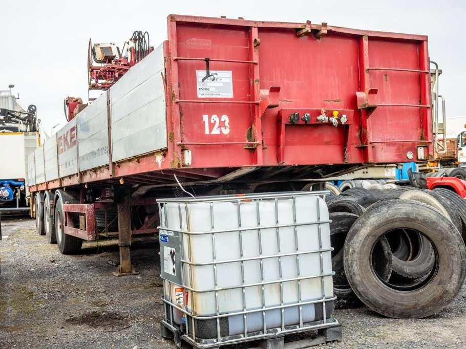 KWB KRAAN/CRANE/GRUE/KRAN- KENNIS 16 TON/M(3xhydr.) Photo 6