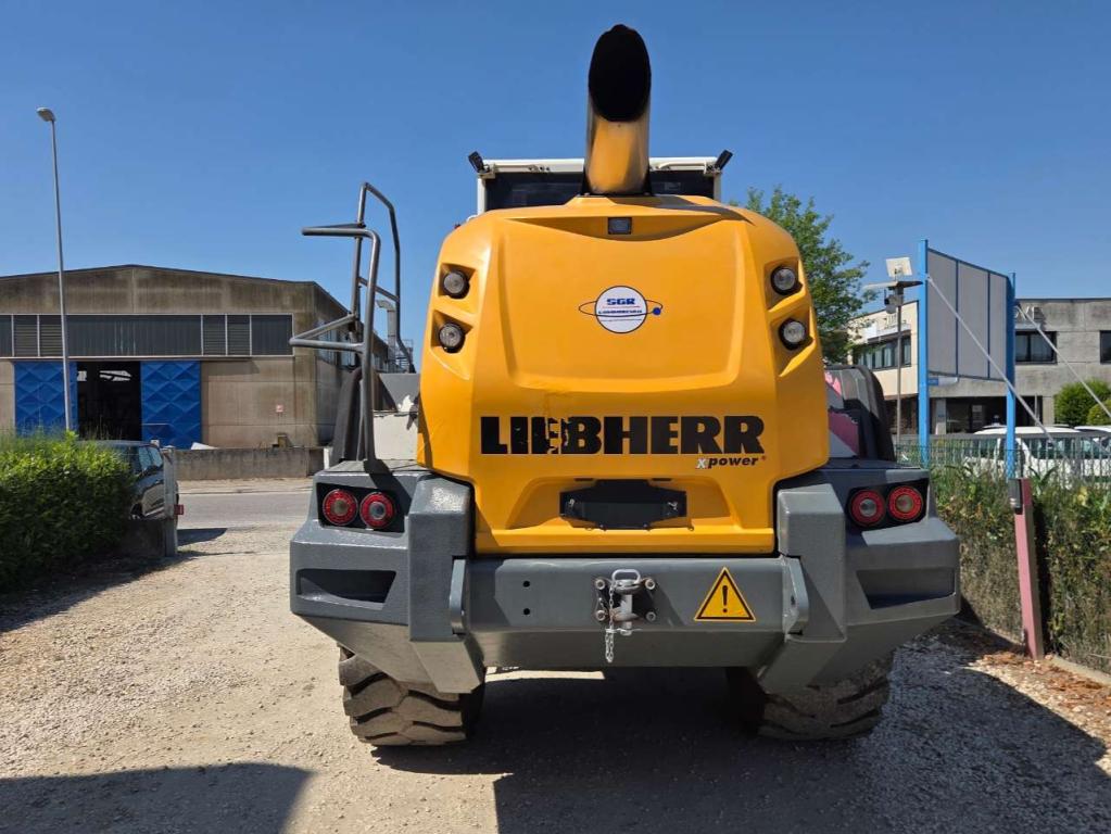 Liebherr L550 XPOWER Photo 5