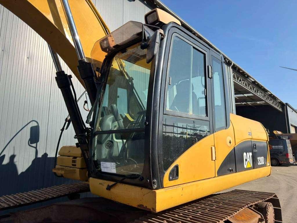 Caterpillar 320D L Photo 12