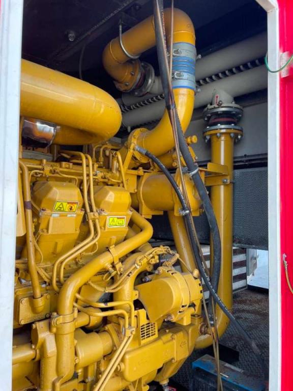 Caterpillar XQ2000 - 2.250 kVA Generator - DPX-12671 Photo 10