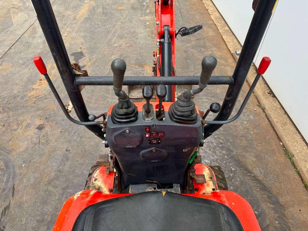 Kubota U10-3 - Hydr. Undercarriage / Hammer Lines Photo 9