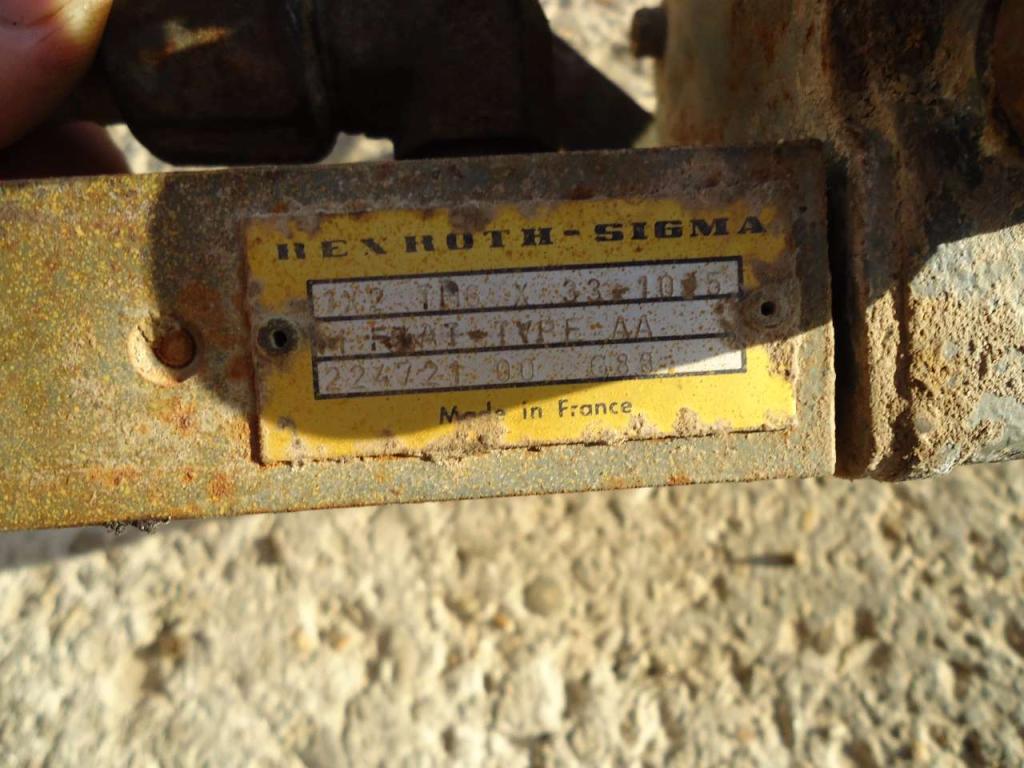 Déviateur d’embrayages de direction pour Fiat Allis FL10E Photo 2