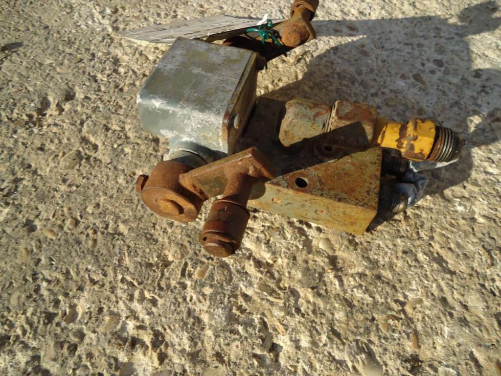 Déviateur d’embrayages de direction pour Fiat Allis FL10E Photo 3