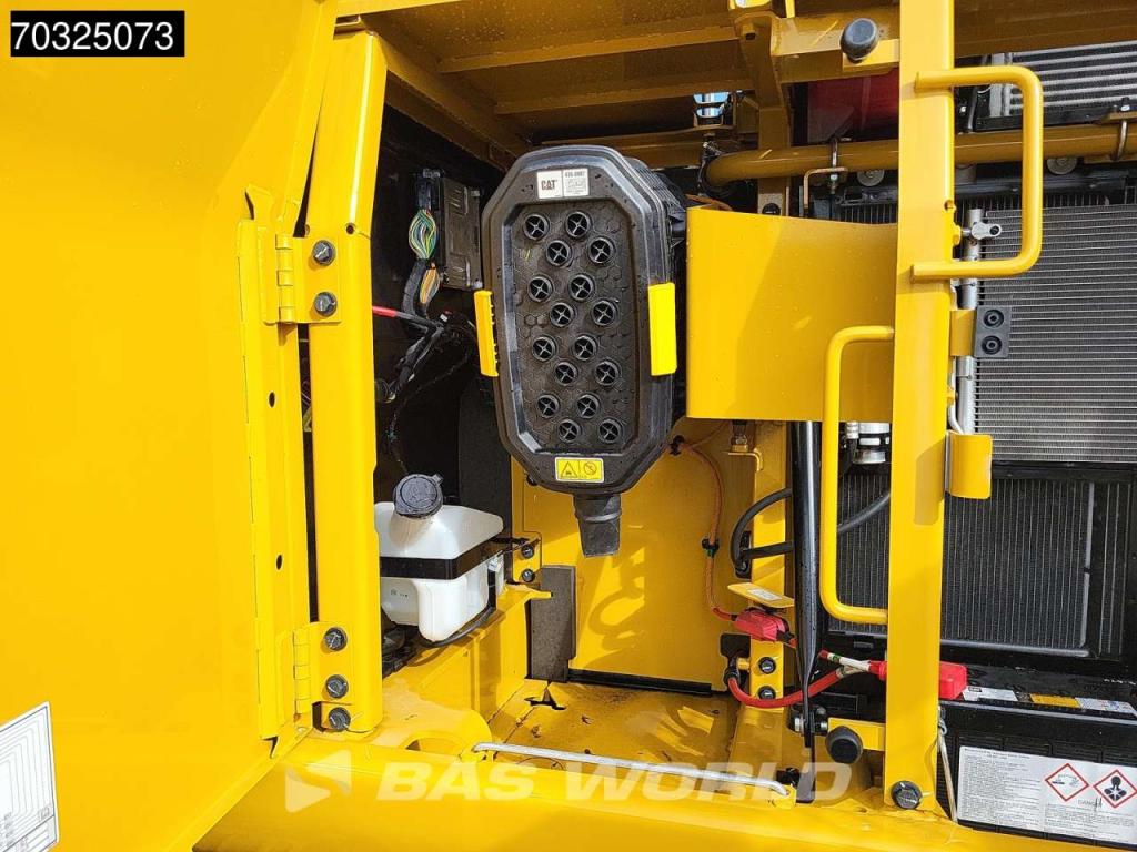 Caterpillar 324 Photo 25