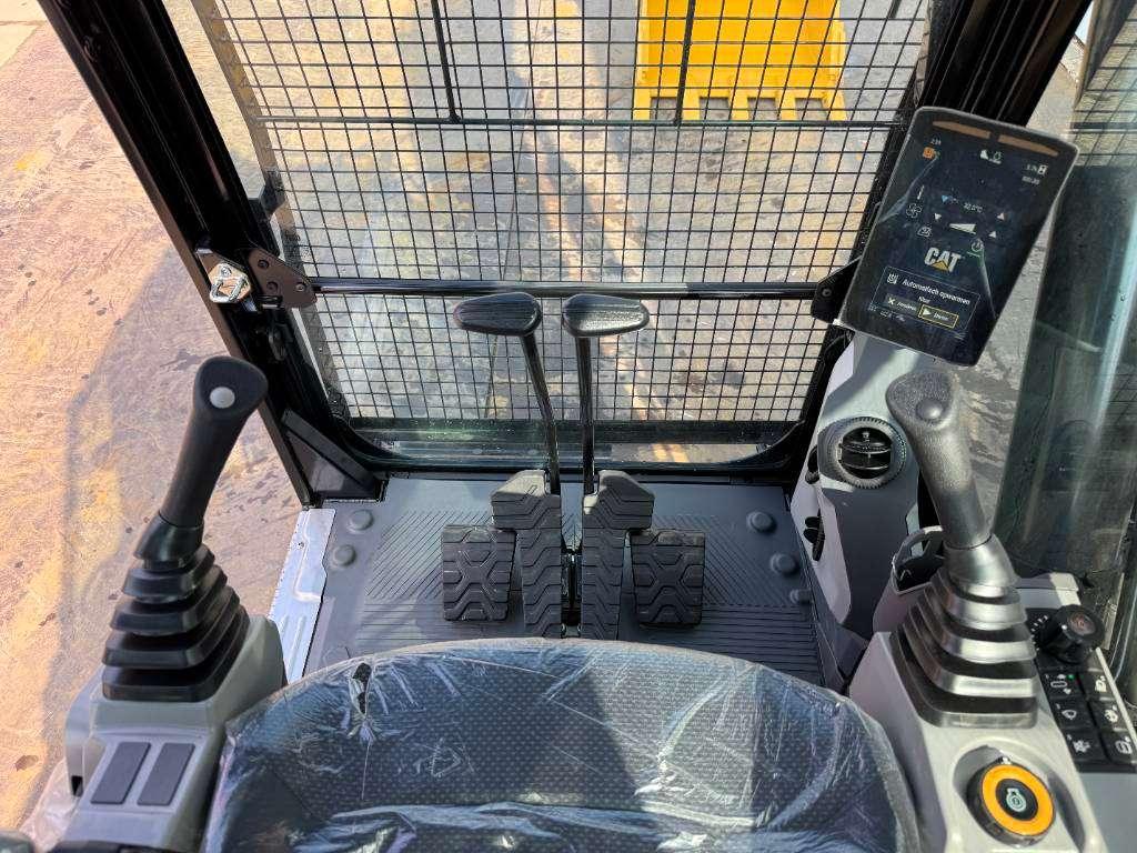 Caterpillar 321 05A - Next Gen / NEW / UNUSED / 2026 MODEL Photo 9