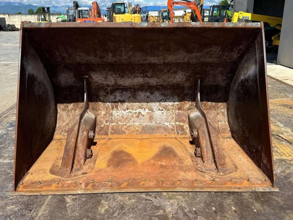 Doosan DL250 Photo 2