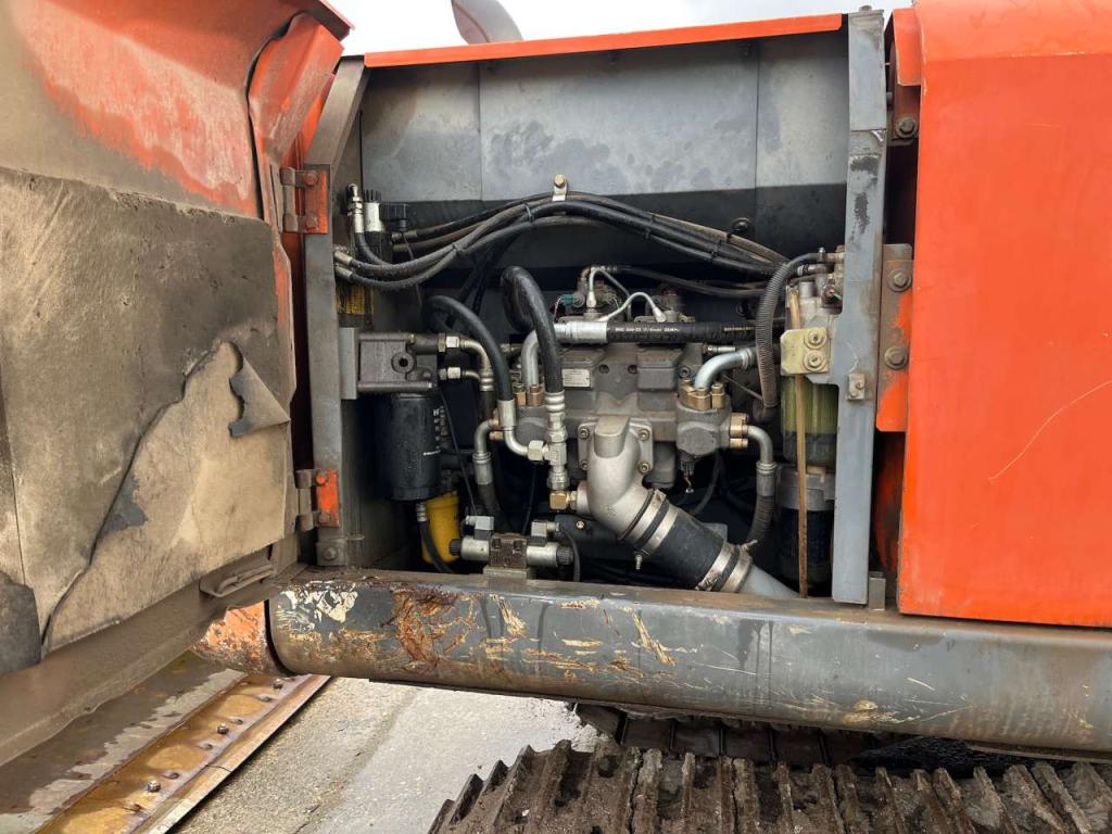 Hitachi ZX240N-3 Photo 7