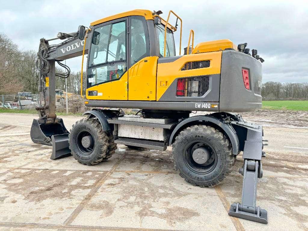 Volvo EW140D Excellent Condition / Low Hours / CE Photo 3