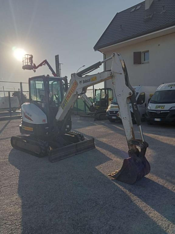 Bobcat e35z Photo 3