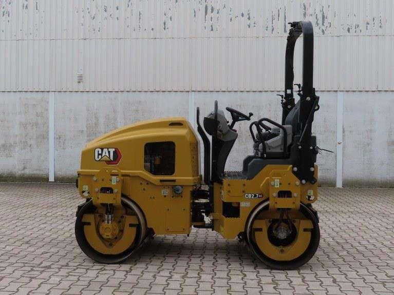 Caterpillar CB2.7GC Photo 5